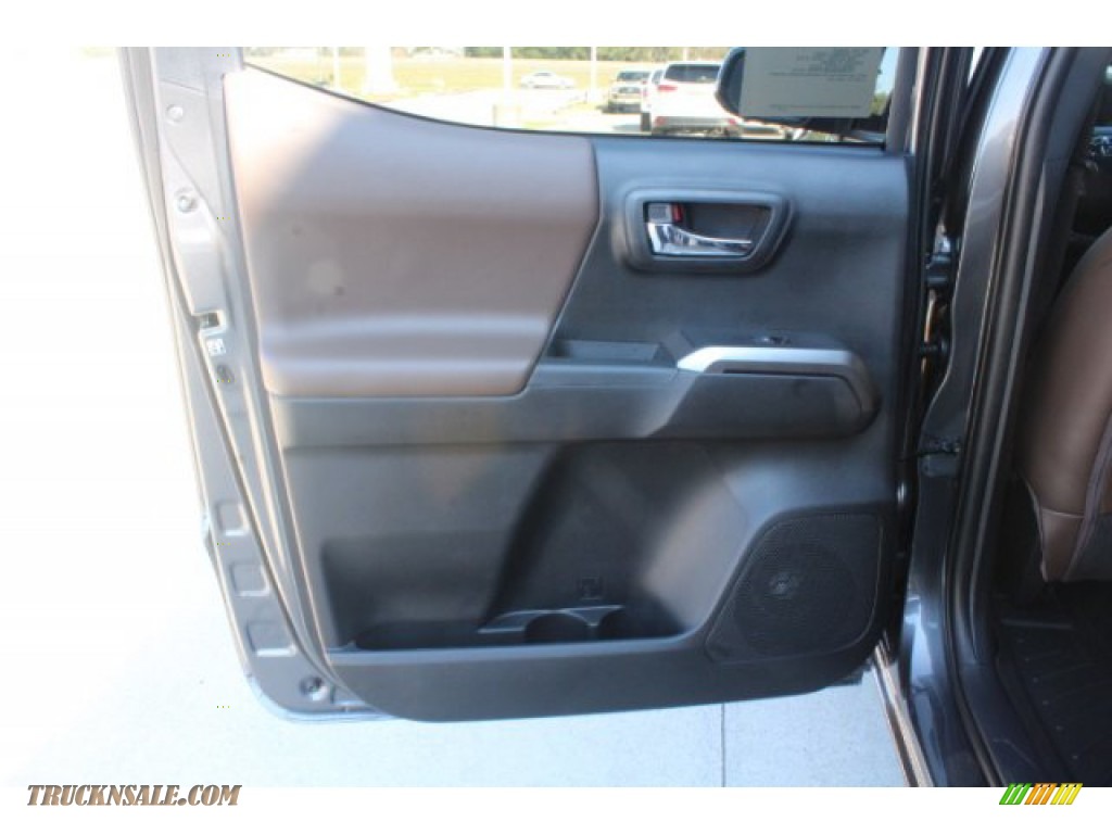 2019 Tacoma Limited Double Cab - Magnetic Gray Metallic / Hickory photo #17