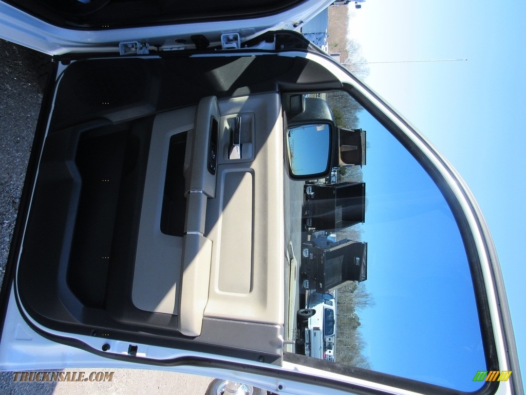 2011 Ram 1500 SLT Quad Cab 4x4 - Bright White / Dark Slate Gray/Medium Graystone photo #9