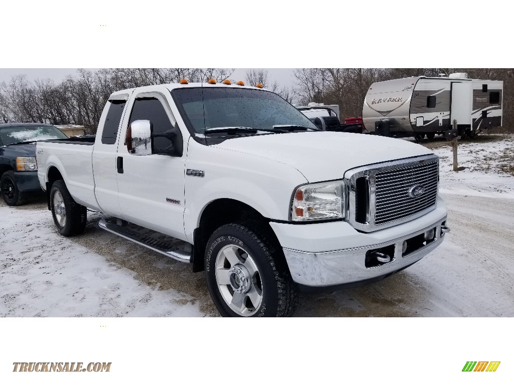 2007 F250 Super Duty Lariat SuperCab 4x4 - Oxford White Clearcoat / Black Leather photo #9