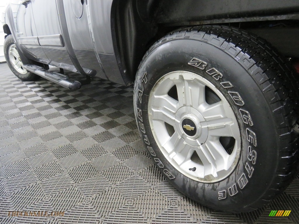 2010 Silverado 1500 LT Extended Cab 4x4 - Taupe Gray Metallic / Light Titanium/Ebony photo #9