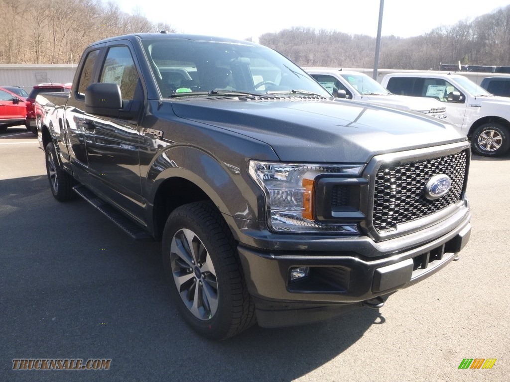 2019 F150 STX SuperCab 4x4 - Magnetic / Earth Gray photo #3