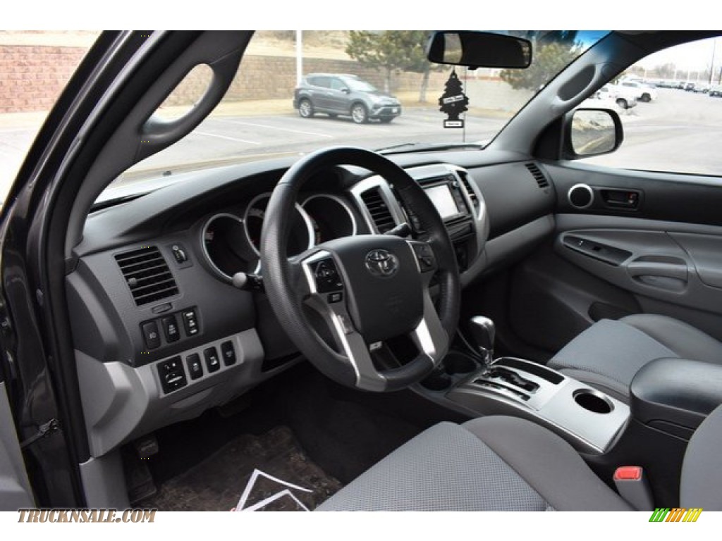 2015 Tacoma V6 Double Cab 4x4 - Magnetic Gray Metallic / Graphite photo #10