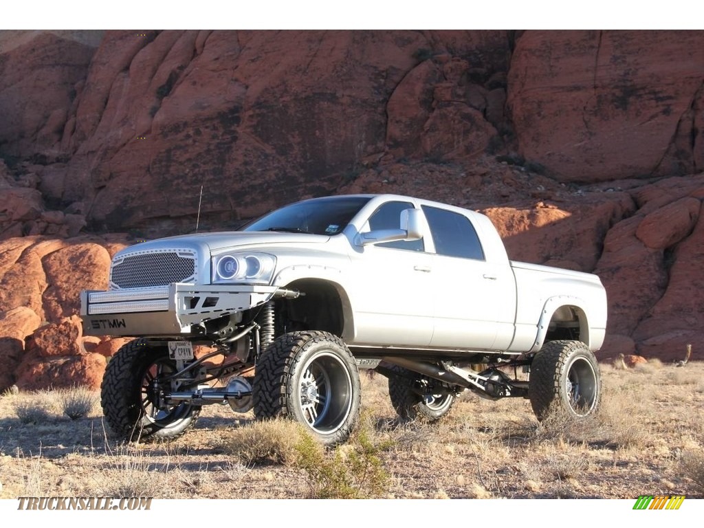 2008 Ram 2500 Laramie Mega Cab 4x4 - Bright Silver Metallic / Medium Slate Gray photo #1