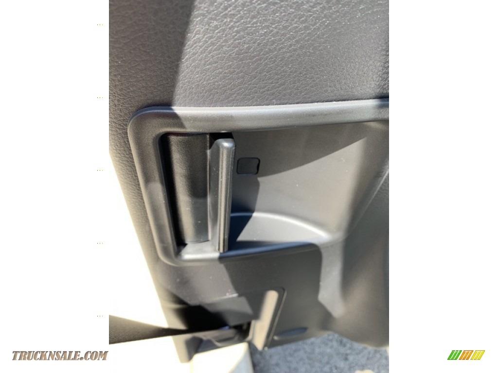 2019 Tacoma SR Access Cab 4x4 - Super White / Cement Gray photo #25