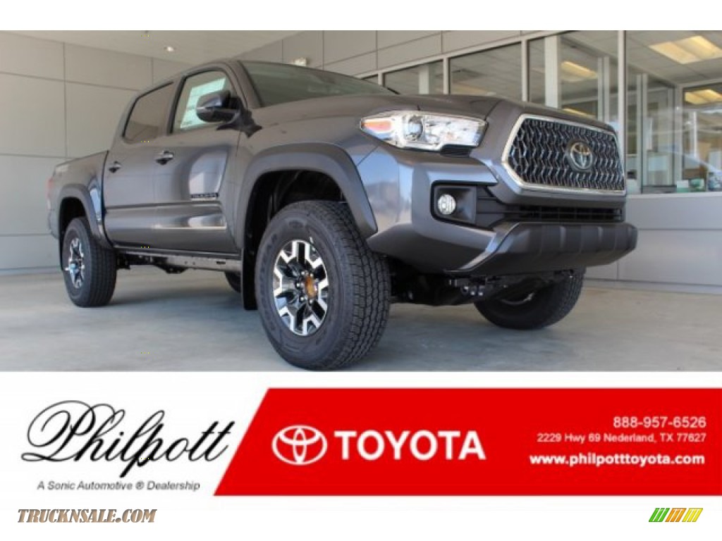 Magnetic Gray Metallic / TRD Graphite Toyota Tacoma TRD Off-Road Double Cab
