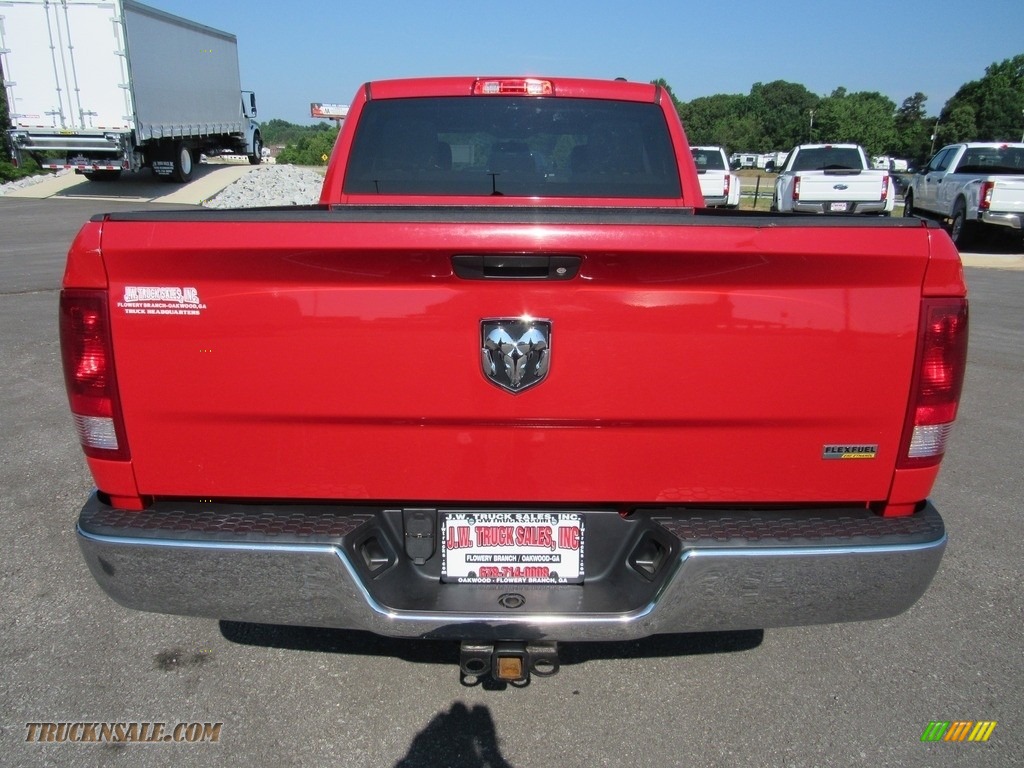 2012 Ram 1500 ST Quad Cab - Flame Red / Dark Slate Gray/Medium Graystone photo #4