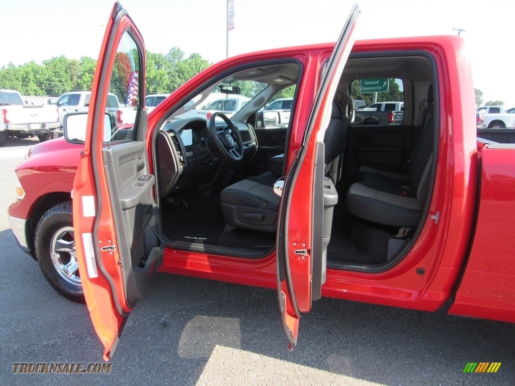 2012 Ram 1500 ST Quad Cab - Flame Red / Dark Slate Gray/Medium Graystone photo #13