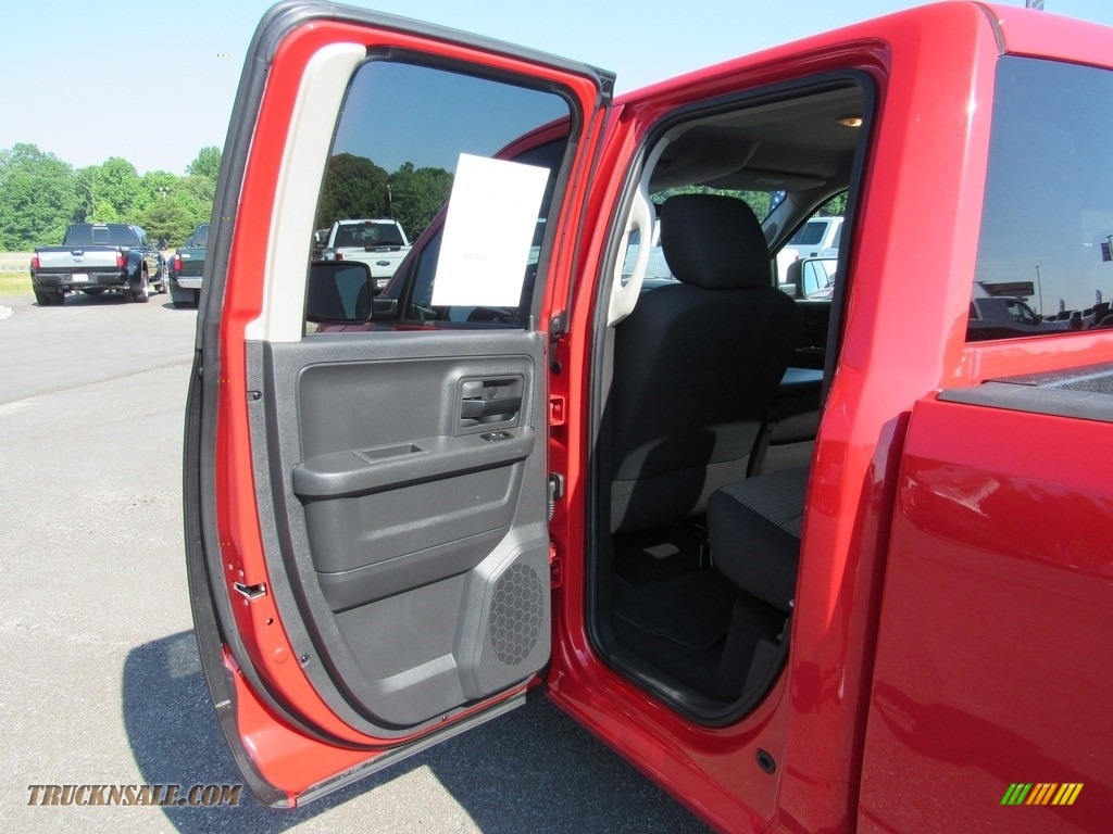 2012 Ram 1500 ST Quad Cab - Flame Red / Dark Slate Gray/Medium Graystone photo #31