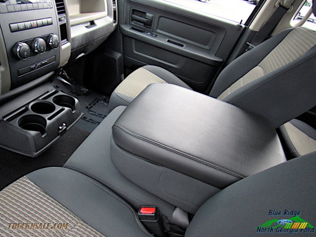 2011 Ram 1500 ST Quad Cab - Mineral Gray Metallic / Dark Slate Gray/Medium Graystone photo #24 2011 Ram 1500 ST Quad Cab - Mineral Gray Metallic / Dark Slate Gray/Medium Graystone photo #24