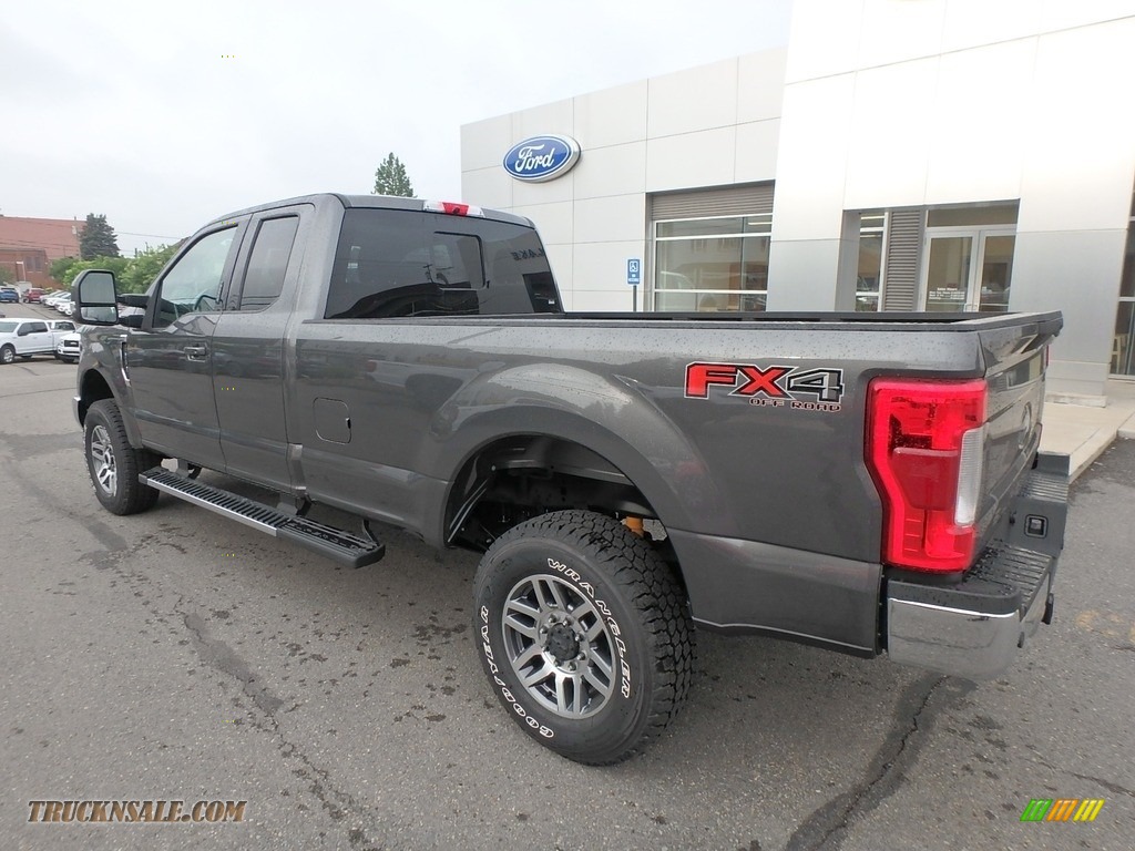 2019 F250 Super Duty Lariat SuperCab 4x4 - Magnetic / Earth Gray photo #7