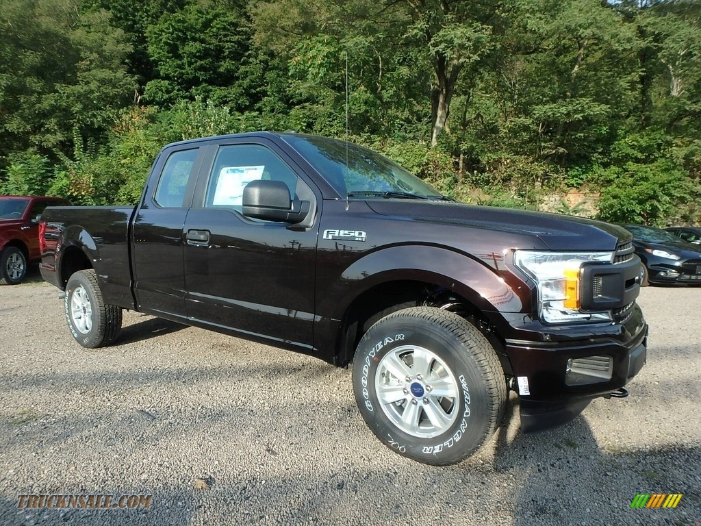 2019 F150 XL SuperCab 4x4 - Magma Red / Earth Gray photo #8