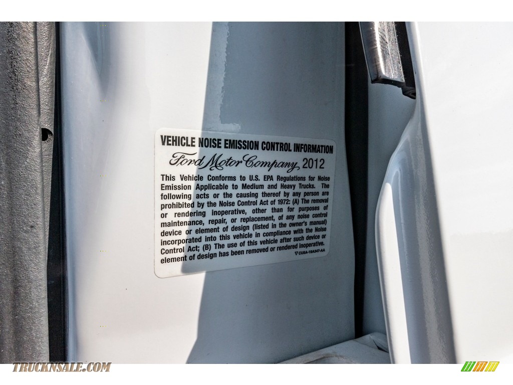 2012 F350 Super Duty XL Crew Cab 4x4 - Oxford White / Steel photo #38