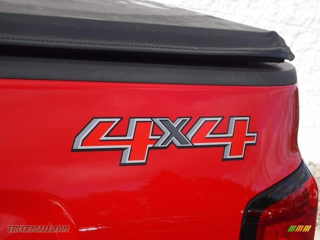2015 Silverado 1500 WT Regular Cab 4x4 - Victory Red / Dark Ash/Jet Black photo #5