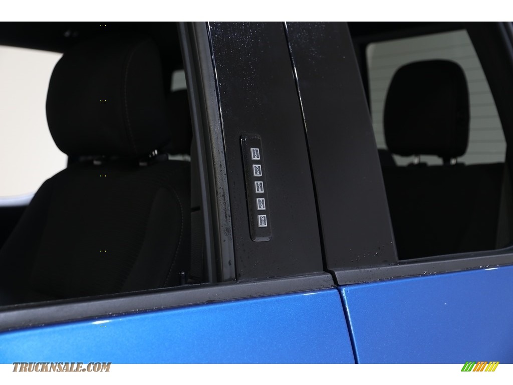 2016 F150 XLT SuperCab 4x4 - Blue Flame / Black photo #4