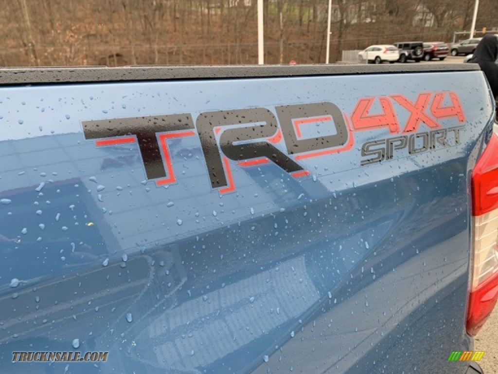 2020 Tundra TRD Sport CrewMax 4x4 - Cavalry Blue / Graphite photo #6