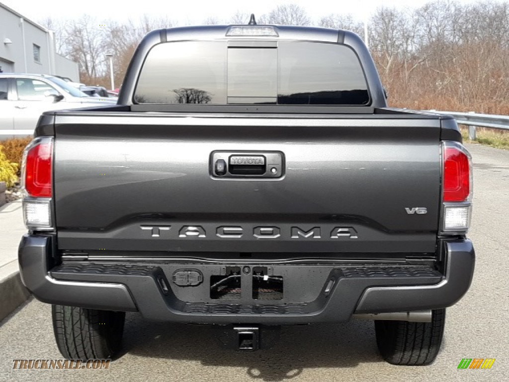 2020 Tacoma TRD Sport Double Cab 4x4 - Magnetic Gray Metallic / TRD Cement/Black photo #15