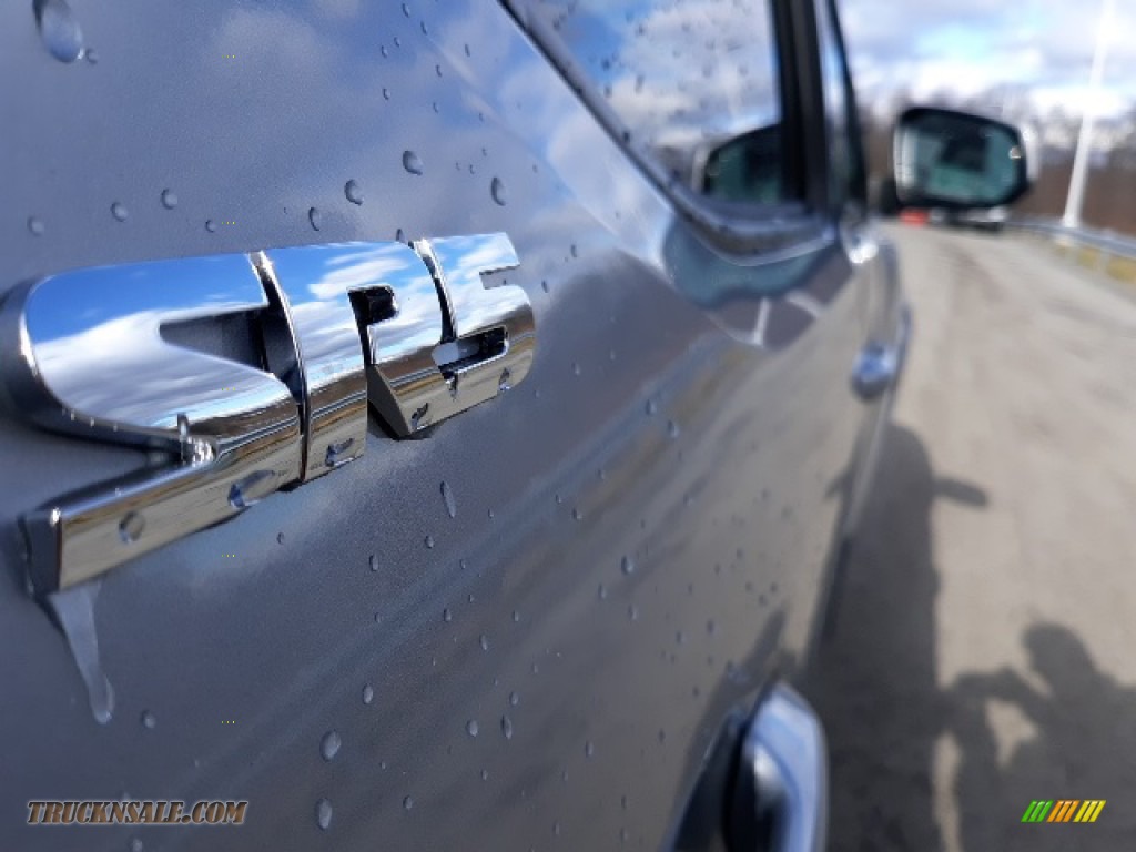 2020 Tacoma SR5 Double Cab 4x4 - Silver Sky Metallic / Black photo #24