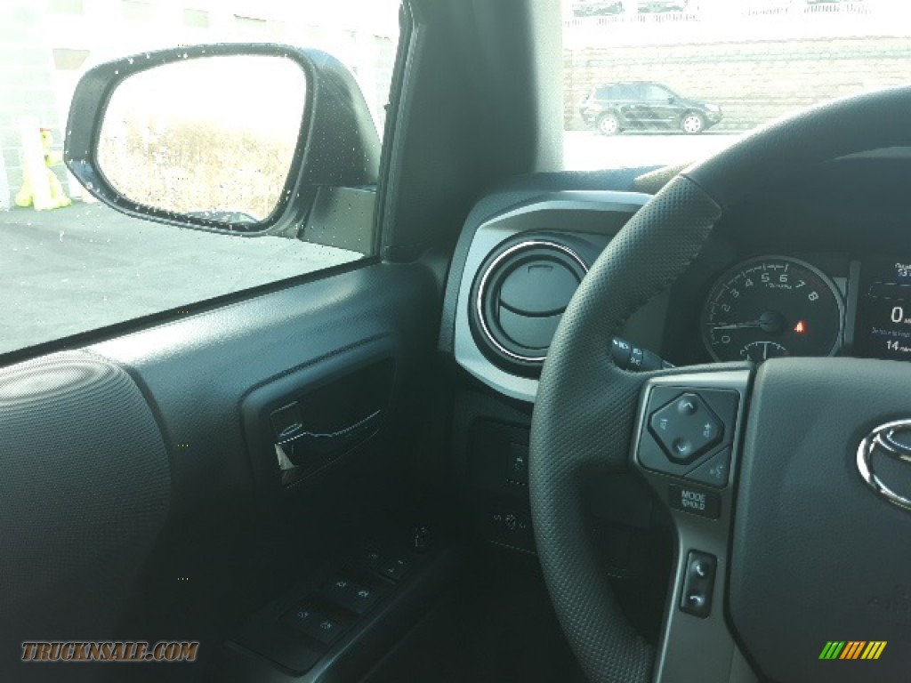 2020 Tacoma TRD Sport Double Cab 4x4 - Super White / Black photo #7