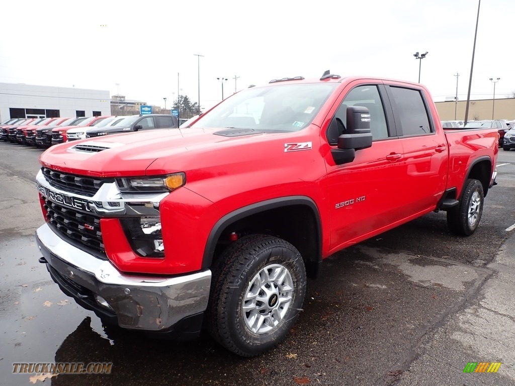 2020 Chevrolet Silverado 2500HD LT Crew Cab 4x4 in Red Hot 192329