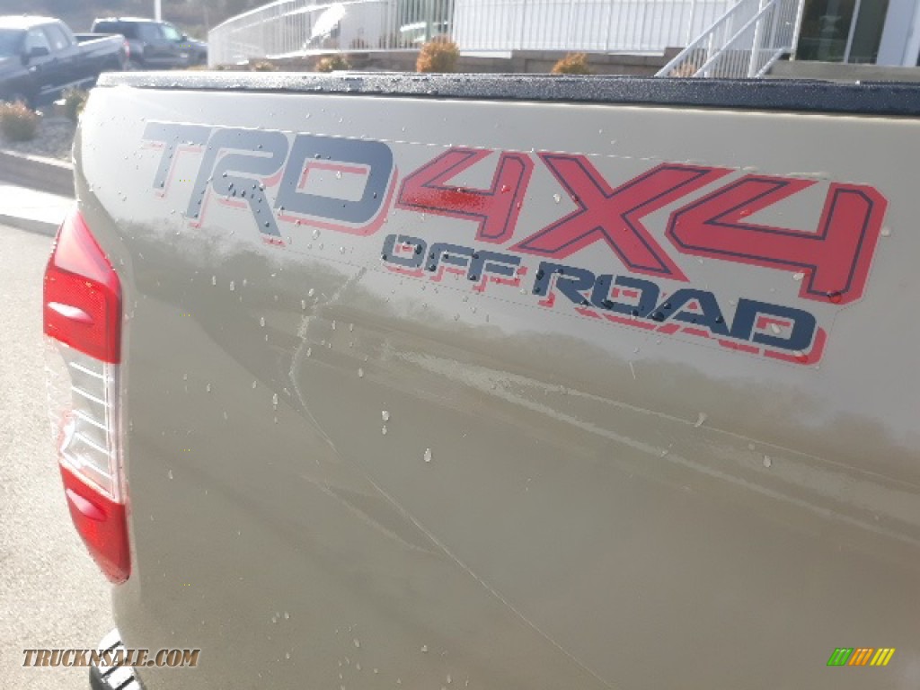 2020 Tundra SR5 CrewMax 4x4 - Quicksand / Black photo #48
