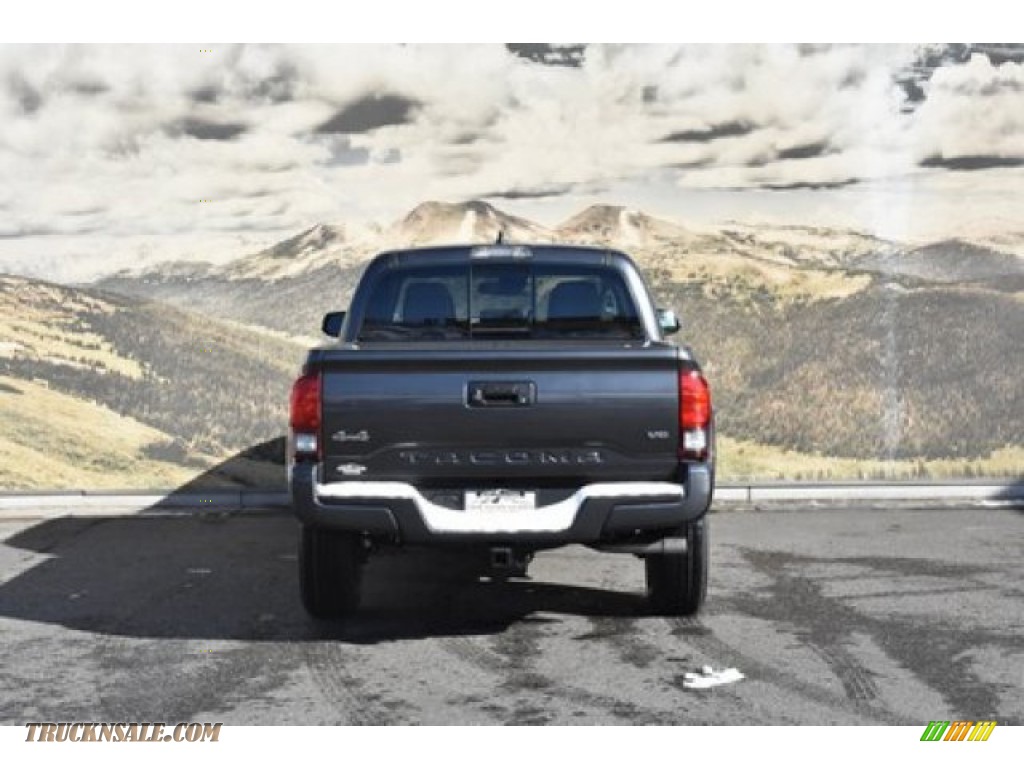 2020 Tacoma SR5 Double Cab 4x4 - Magnetic Gray Metallic / Cement photo #4