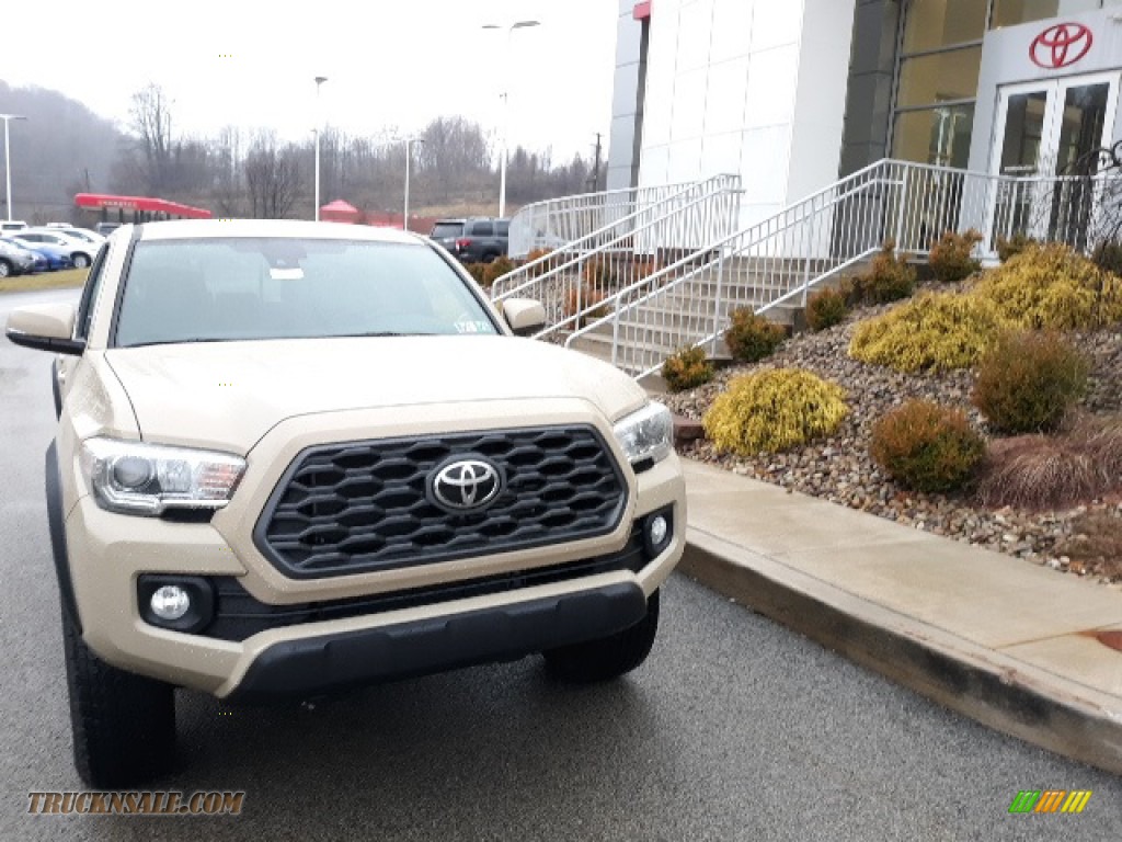 2020 Tacoma TRD Off Road Double Cab 4x4 - Quicksand / TRD Cement/Black photo #47