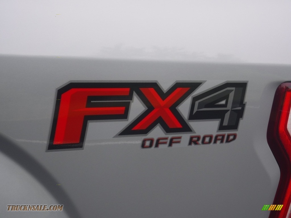 2019 F150 STX SuperCab 4x4 - Ingot Silver / Earth Gray photo #5