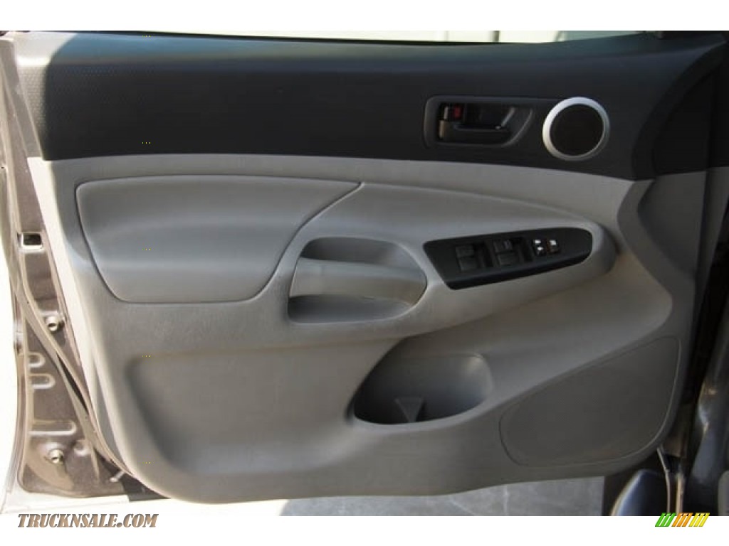 2015 Tacoma V6 PreRunner Double Cab - Magnetic Gray Metallic / Graphite photo #24
