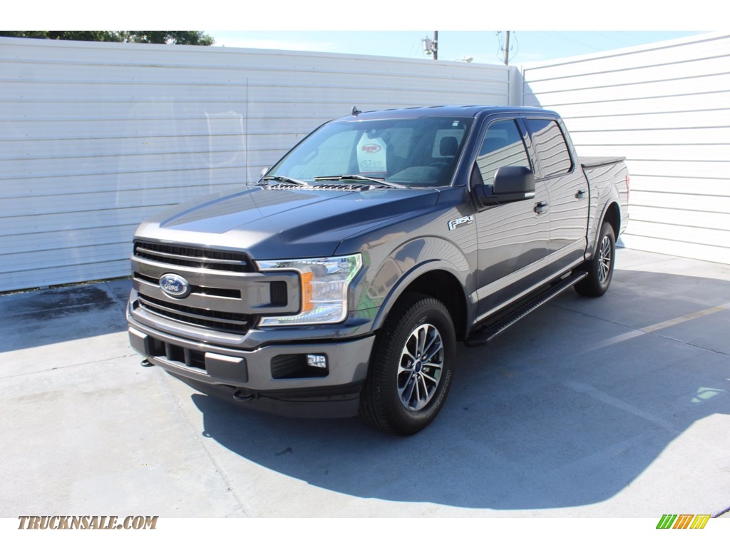 2018 F150 XLT SuperCrew 4x4 - Lead Foot / Special Edition Black/Red photo #4