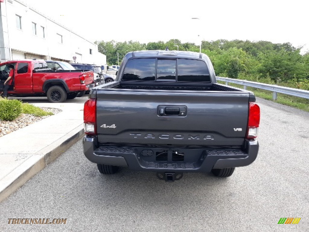 2020 Tacoma SR5 Double Cab 4x4 - Magnetic Gray Metallic / Cement photo #36
