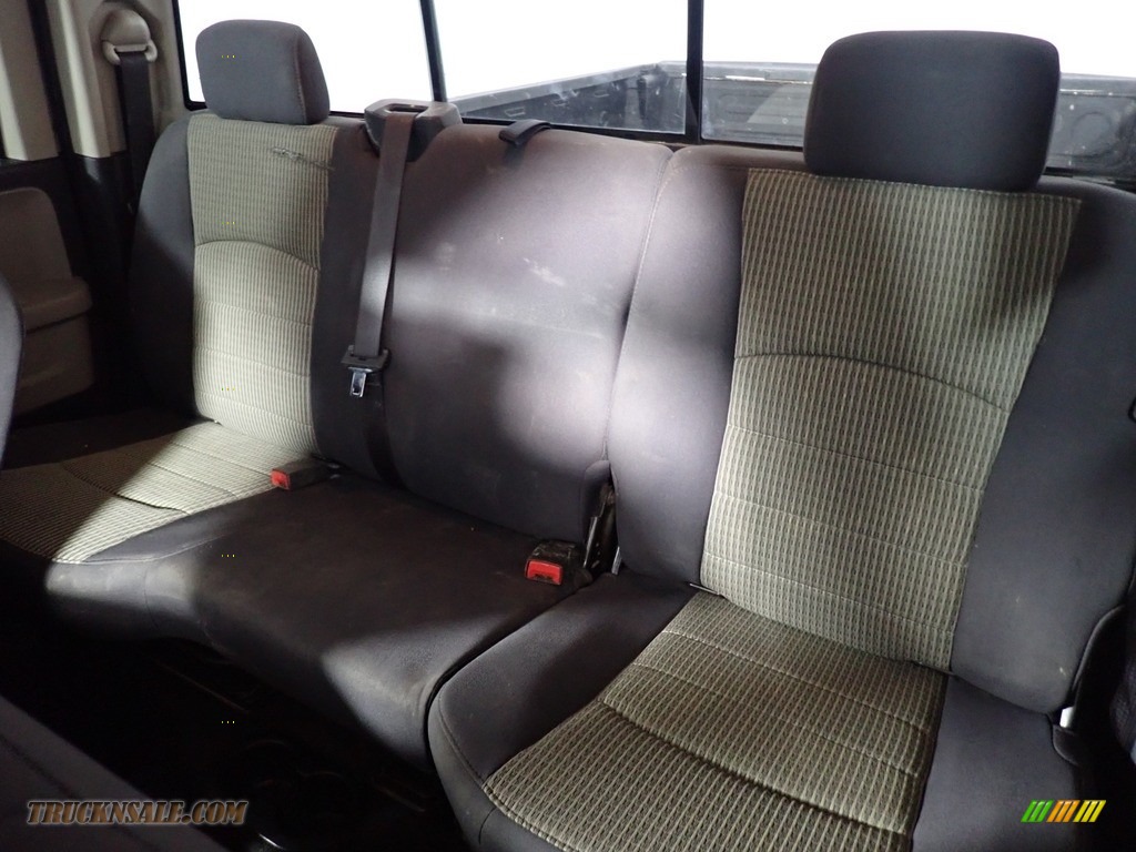 2010 Ram 1500 TRX4 Quad Cab 4x4 - Bright Silver Metallic / Dark Slate Gray photo #30