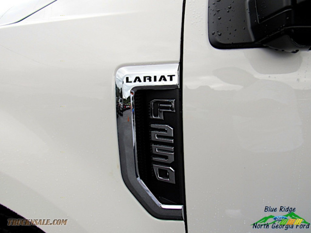 2020 F250 Super Duty Lariat Crew Cab 4x4 - Star White Metallic / Medium Light Camel photo #28