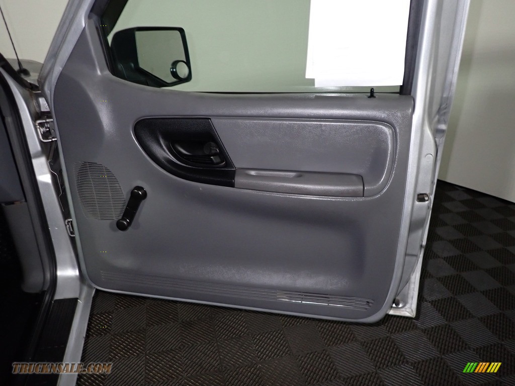 2011 Ranger XL Regular Cab - Silver Metallic / Medium Dark Flint photo #18