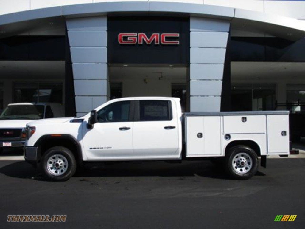 2020 Sierra 3500HD Crew Cab 4WD Chassis Utility Truck - Summit White / Jet Black photo #2