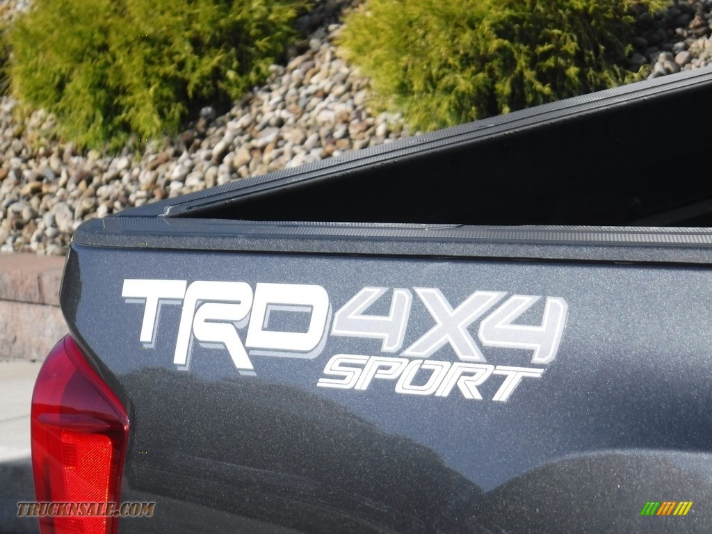 2017 Tacoma TRD Sport Double Cab 4x4 - Magnetic Gray Metallic / TRD Graphite photo #10