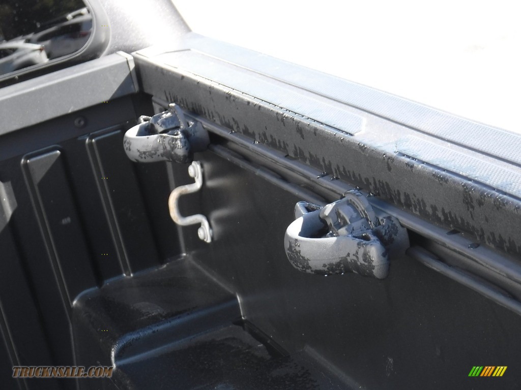 2017 Tacoma TRD Sport Double Cab 4x4 - Magnetic Gray Metallic / TRD Graphite photo #19