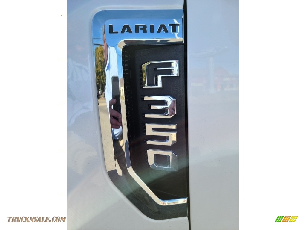 2019 F350 Super Duty Lariat Crew Cab 4x4 - White Platinum / Black photo #6