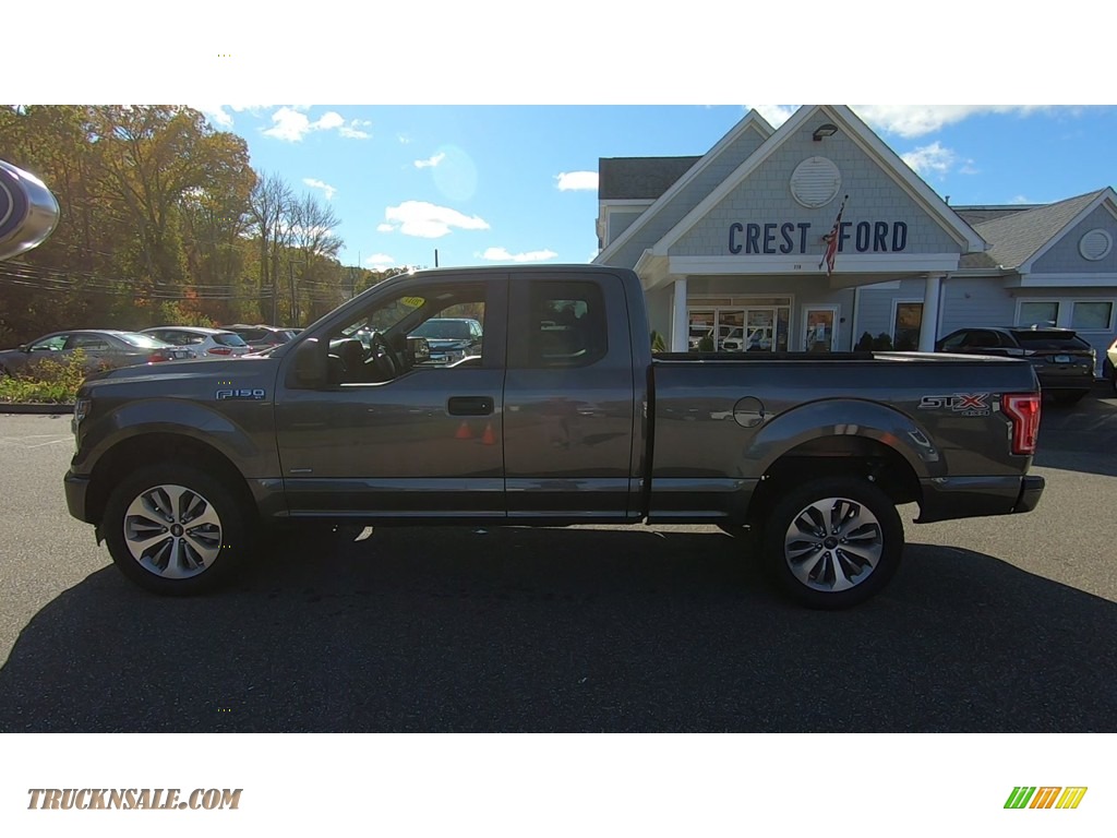2017 F150 XL SuperCab 4x4 - Magnetic / Earth Gray photo #4
