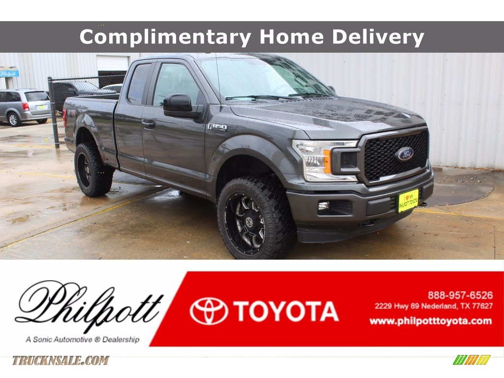 Magnetic / Earth Gray Ford F150 XL SuperCab 4x4