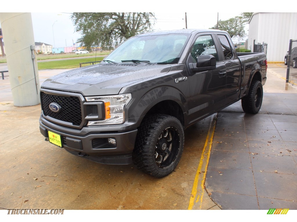 2018 F150 XL SuperCab 4x4 - Magnetic / Earth Gray photo #4