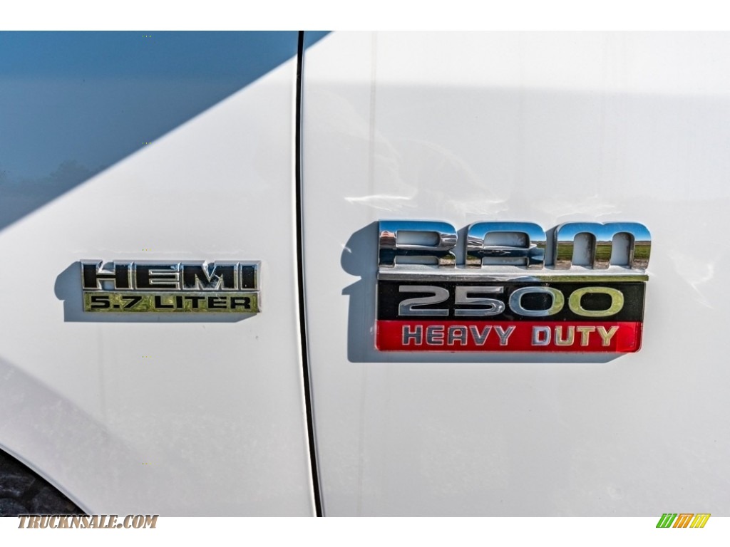 2012 Ram 2500 HD ST Crew Cab 4x4 - Bright White / Dark Slate/Medium Graystone photo #47