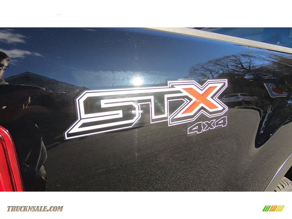 2020 Ranger STX SuperCab 4x4 - Shadow Black / Ebony photo #9