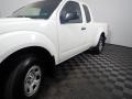 Nissan Frontier XE King Cab Avalanche White photo #10