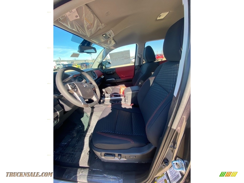 2021 Tacoma SR5 Double Cab 4x4 - Magnetic Gray Metallic / Black/Red photo #2