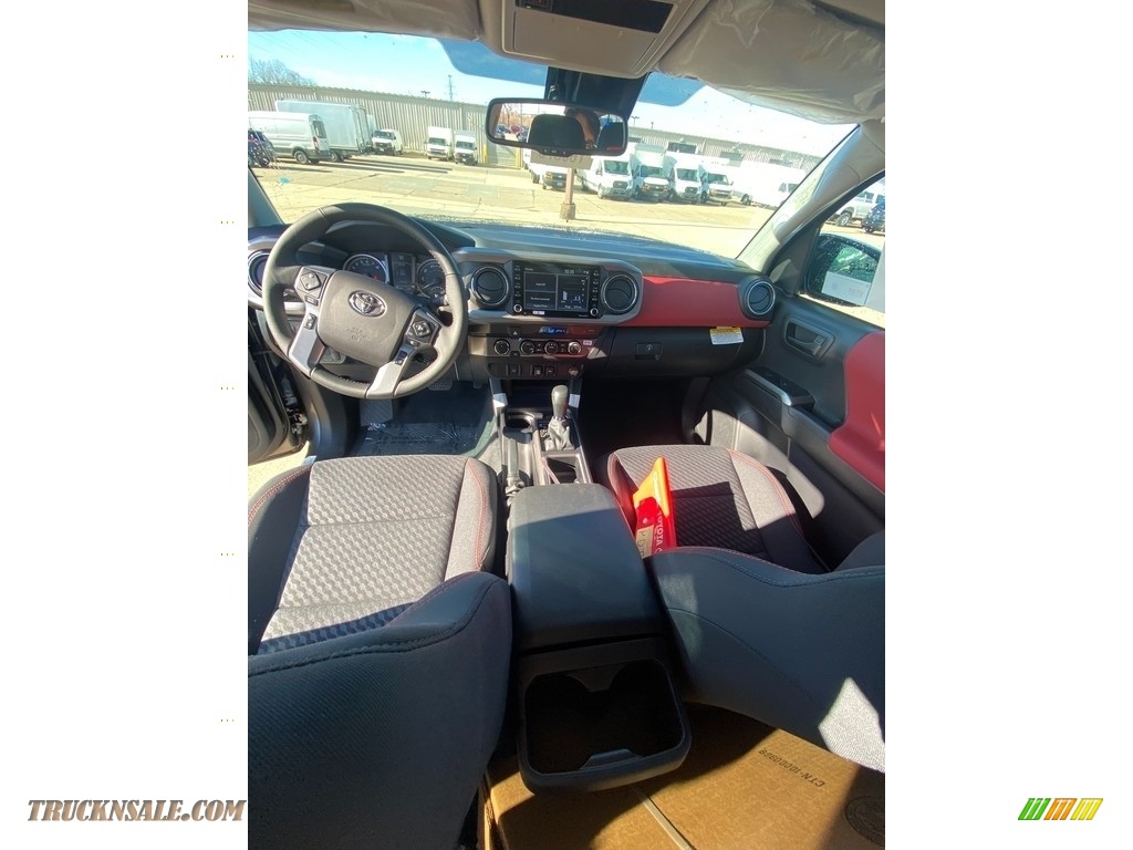 2021 Tacoma SR5 Double Cab 4x4 - Magnetic Gray Metallic / Black/Red photo #4