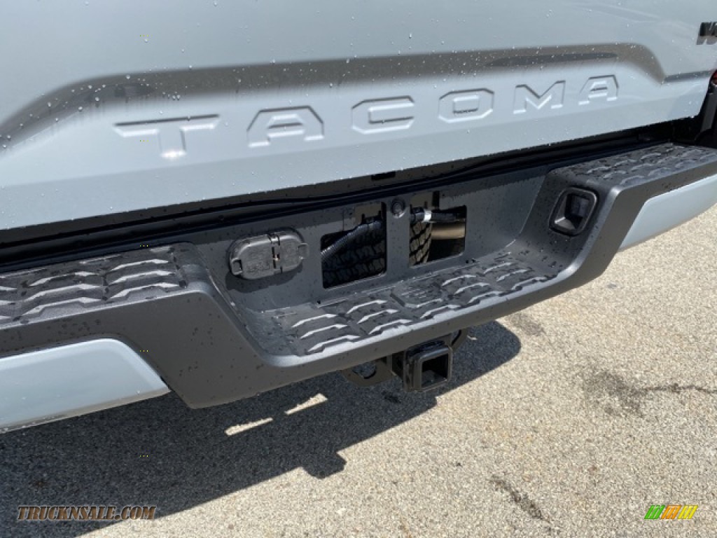 2021 Tacoma SR5 Double Cab 4x4 - Cement / Black photo #21