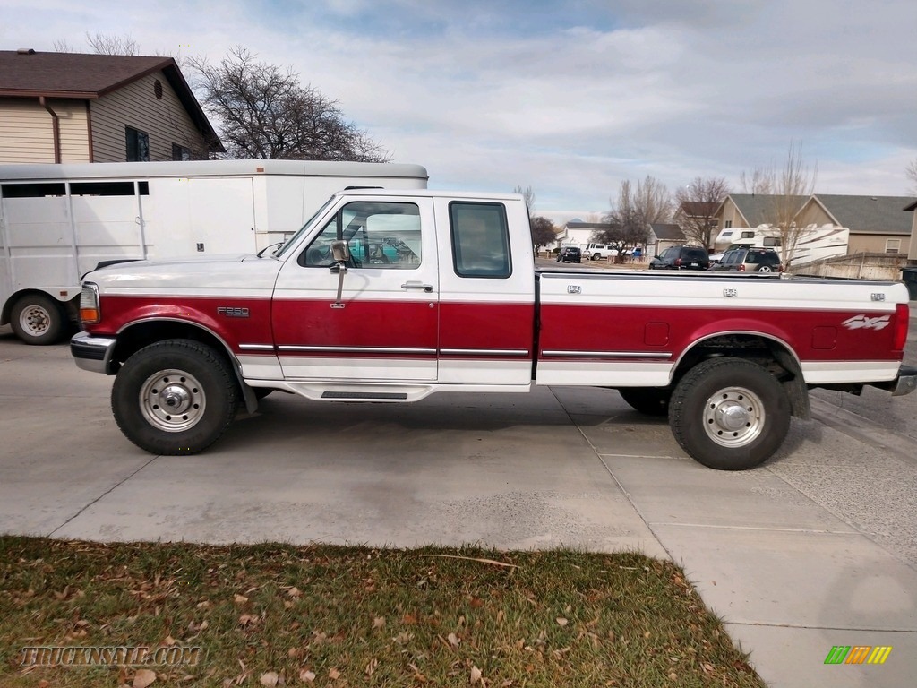 1996 F250 XLT Extended Cab 4x4 - Oxford White / Grey photo #1