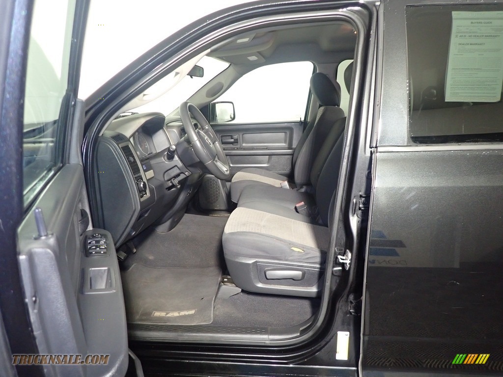 2011 Ram 1500 ST Quad Cab 4x4 - Brilliant Black Crystal Pearl / Dark Slate Gray/Medium Graystone photo #20