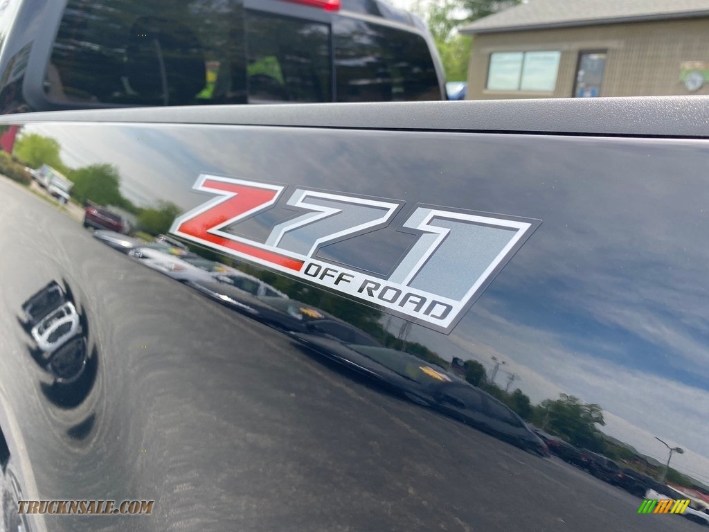 2017 Colorado Z71 Crew Cab 4x4 - Black / Jet Black photo #45