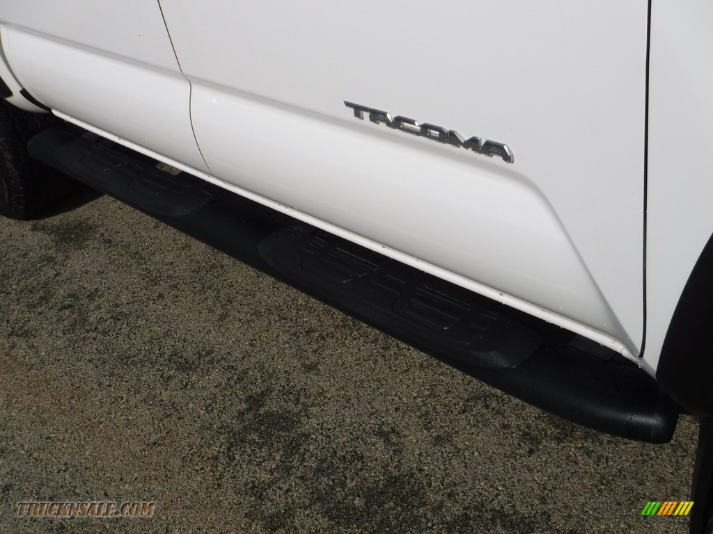 2020 Tacoma TRD Off Road Double Cab 4x4 - Super White / TRD Cement/Black photo #10